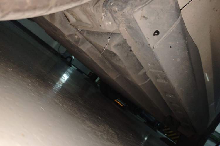 Used Toyota RAV4 Rongfang Plug-in Hybrid 2021 2.5L Two-Wheel Drive Elite Pro Chassis Front Left