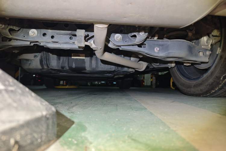 Used Toyota RAV4 Rongfang Plug-in Hybrid 2021 2.5L Two-Wheel Drive Elite Pro Chassis Rear