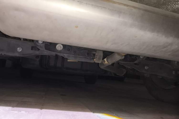 Used Toyota RAV4 Rongfang Plug-in Hybrid 2021 2.5L Two-Wheel Drive Elite Pro Chassis Rear