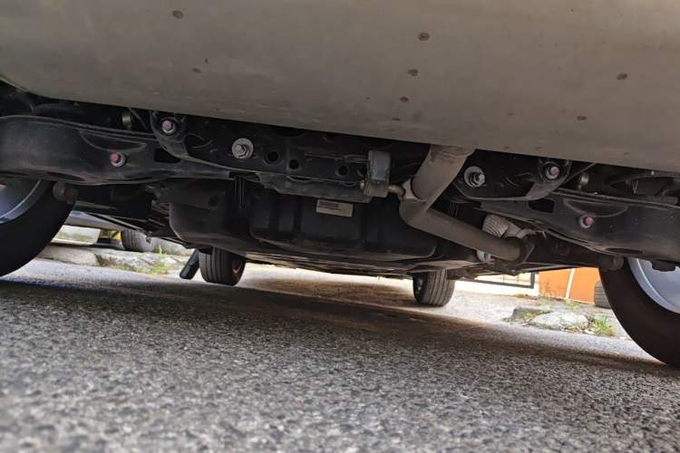 Used Toyota RAV4 Rongfang Plug-in Hybrid 2021 2.5L Two-Wheel Drive Urban Pro Chassis Rear