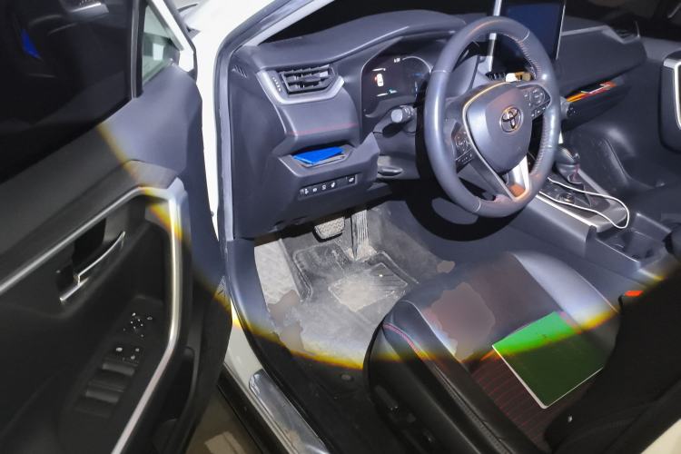 Used Toyota RAV4 Rongfang Plug-in Hybrid 2021 2.5L Two-Wheel Drive Elite Pro Driver Seat