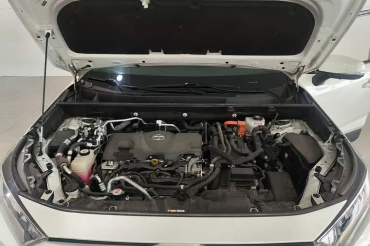 Used Toyota RAV4 Rongfang Plug-in Hybrid 2021 2.5L Two-Wheel Drive Elite Pro Engine Bay