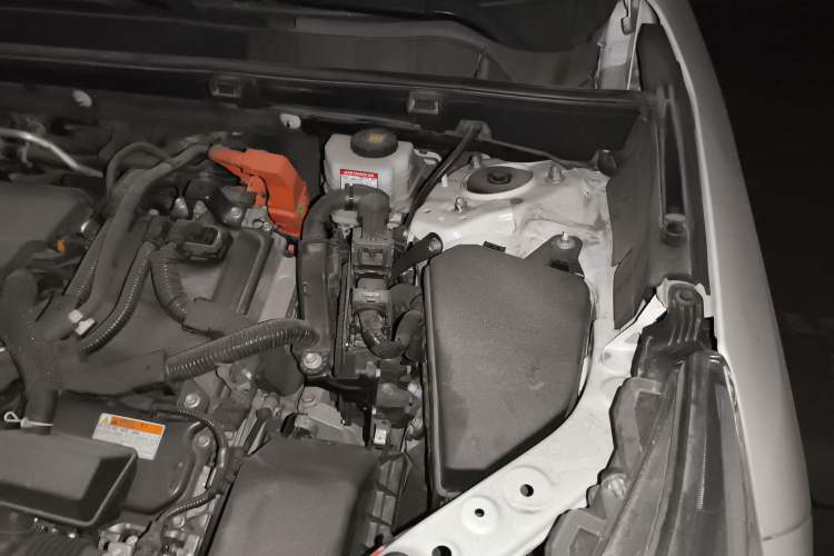 Used Toyota RAV4 Rongfang Plug-in Hybrid 2021 2.5L Two-Wheel Drive Elite Pro Engine Bay Left