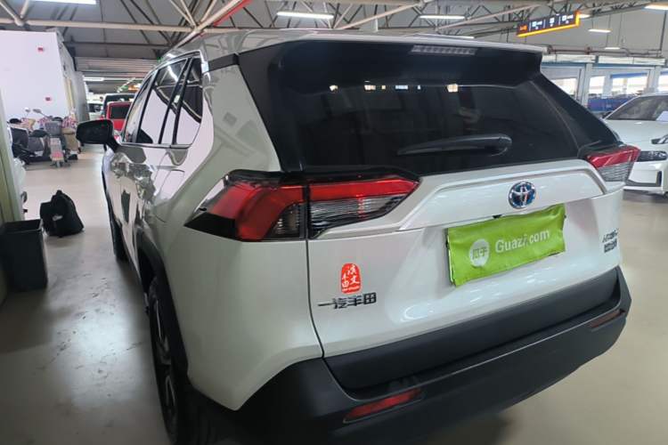 Used Toyota RAV4 Rongfang Plug-in Hybrid 2021 2.5L Two-Wheel Drive Elite Pro Exterior 2