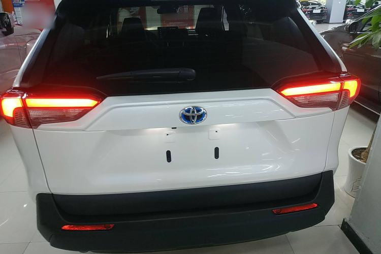 Used Toyota RAV4 Rongfang Plug-in Hybrid 2021 2.5L Two-Wheel Drive Elite Pro Exterior 4