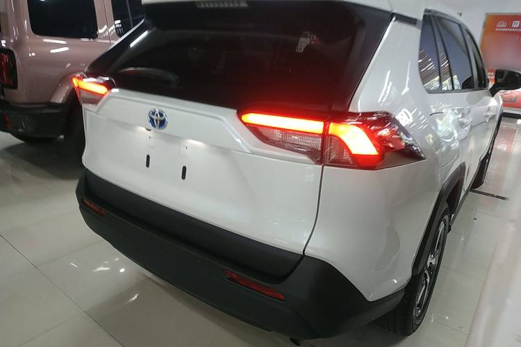 Used Toyota RAV4 Rongfang Plug-in Hybrid 2021 2.5L Two-Wheel Drive Elite Pro Exterior 5