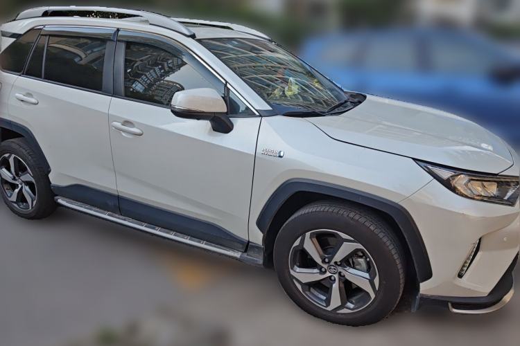 Used Toyota RAV4 Rongfang Plug-in Hybrid 2021 2.5L Two-Wheel Drive Urban Pro Front Right 45 Deg