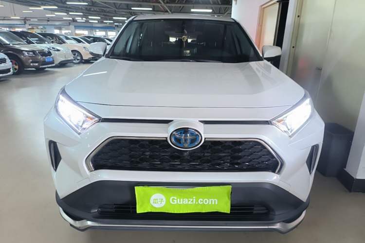 Used Toyota RAV4 Rongfang Plug-in Hybrid 2021 2.5L Two-Wheel Drive Elite Pro Front