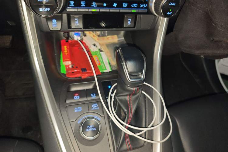 Used Toyota RAV4 Rongfang Plug-in Hybrid 2021 2.5L Two-Wheel Drive Elite Pro Gear Lever