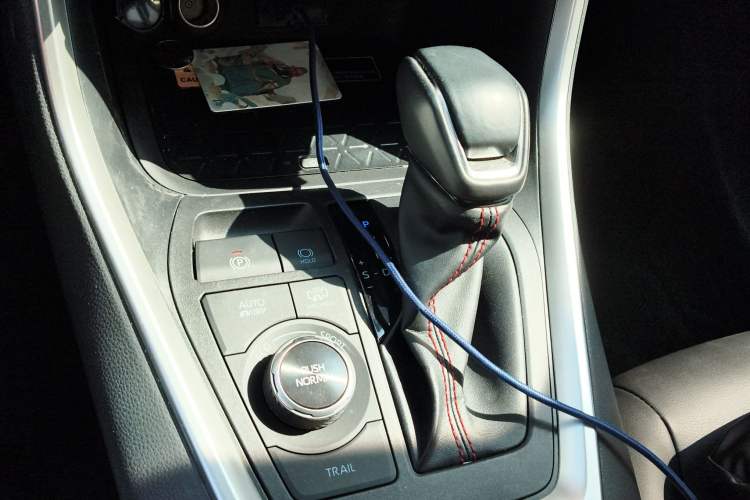 Used Toyota RAV4 Rongfang Plug-in Hybrid 2021 2.5L 4x4 Flagship Pro Gear Lever