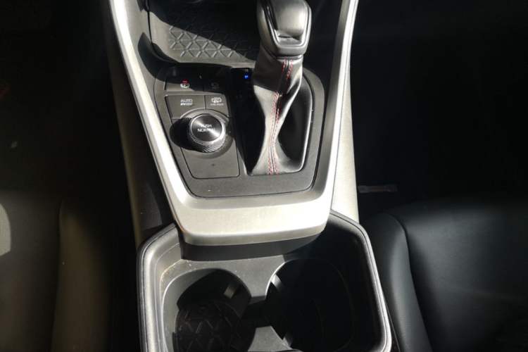 Used Toyota RAV4 Rongfang Plug-in Hybrid 2021 2.5L Two-Wheel Drive Elite Pro Gear Lever