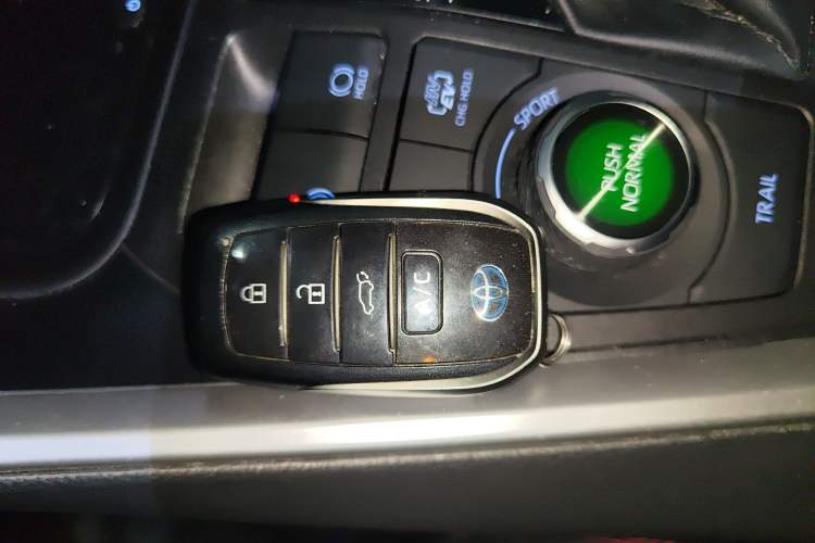 Used Toyota RAV4 Rongfang Plug-in Hybrid 2021 2.5L 4x4 Flagship Pro Interior 1