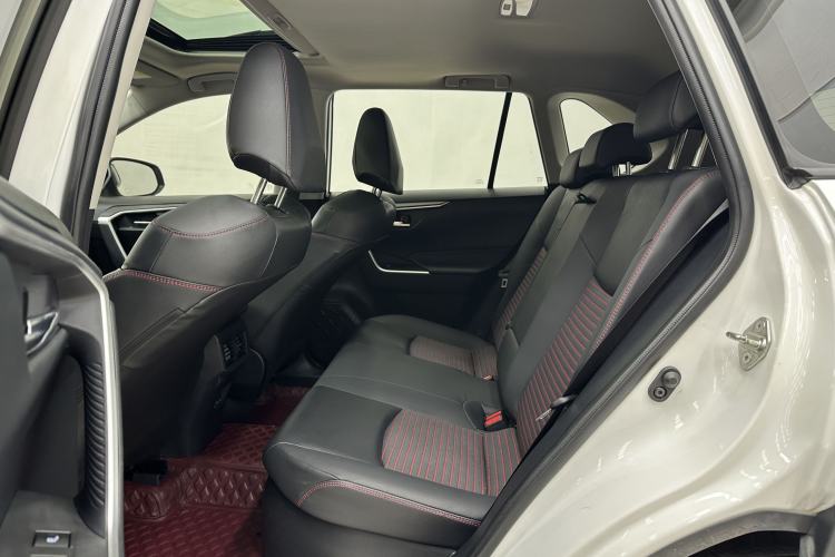 Used Toyota RAV4 Rongfang Plug-in Hybrid 2021 2.5L Two-Wheel Drive Elite Pro Interior 3