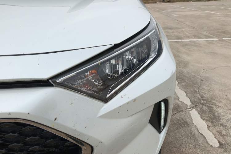 Used Toyota RAV4 Rongfang Plug-in Hybrid 2021 2.5L Two-Wheel Drive Elite Pro Left Front Headlight
