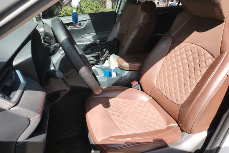 Used Toyota RAV4 Rongfang Plug-in Hybrid 2021 2.5L Two-Wheel Drive Elite Pro Left Front Seat