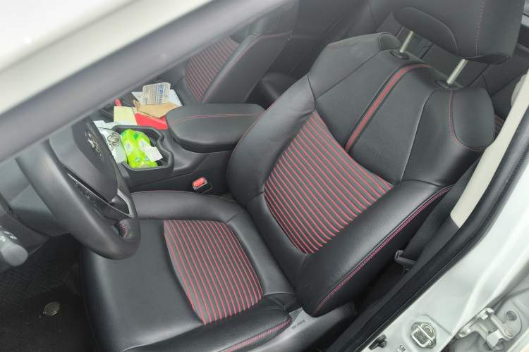 Used Toyota RAV4 Rongfang Plug-in Hybrid 2021 2.5L 4x4 Flagship Pro Left Front Seat