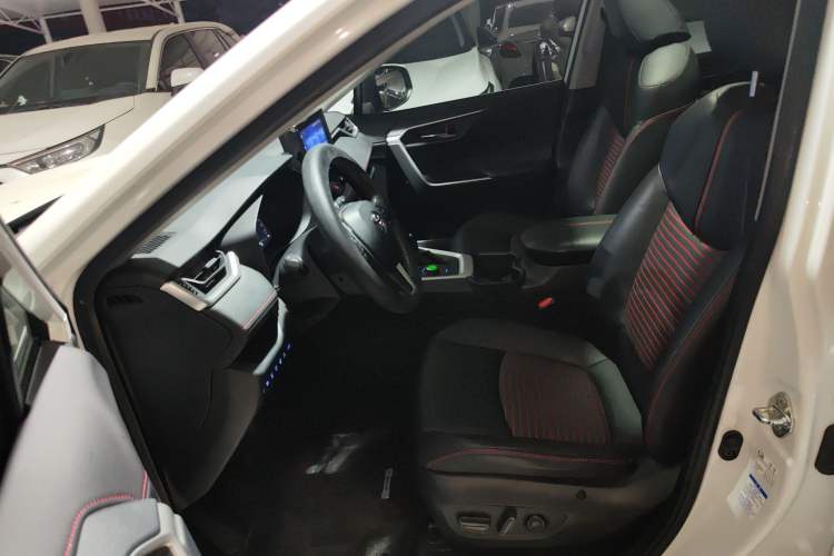 Used Toyota RAV4 Rongfang Plug-in Hybrid 2021 2.5L 4x4 Flagship Pro Left Front Seat