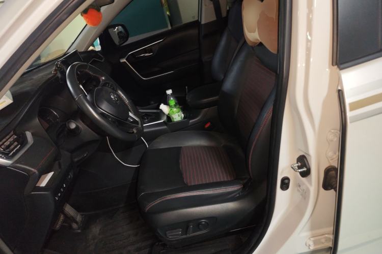 Used Toyota RAV4 Rongfang Plug-in Hybrid 2021 2.5L Two-Wheel Drive Elite Pro Left Front Seat