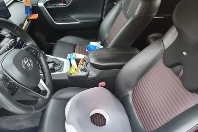 Used Toyota RAV4 Rongfang Plug-in Hybrid 2021 2.5L 4x4 Flagship Pro Left Front Seat