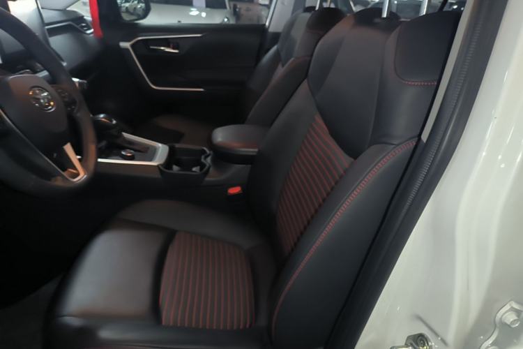 Used Toyota RAV4 Rongfang Plug-in Hybrid 2021 2.5L Two-Wheel Drive Elite Pro Left Front Seat