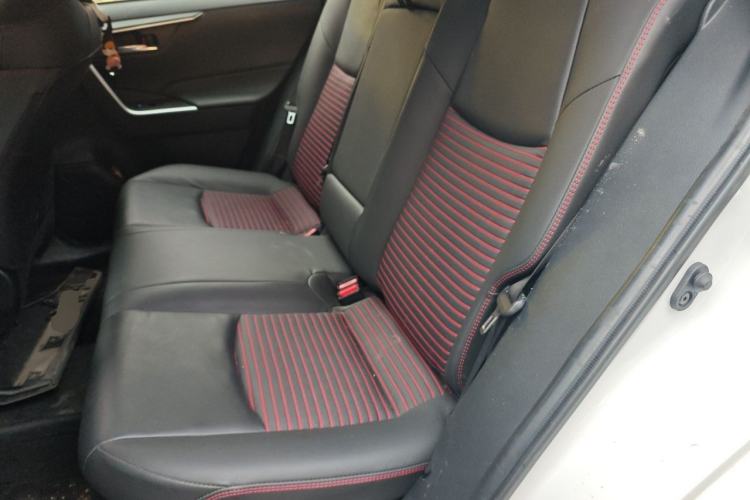 Used Toyota RAV4 Rongfang Plug-in Hybrid 2021 2.5L Two-Wheel Drive Elite Pro Left Rear Seat