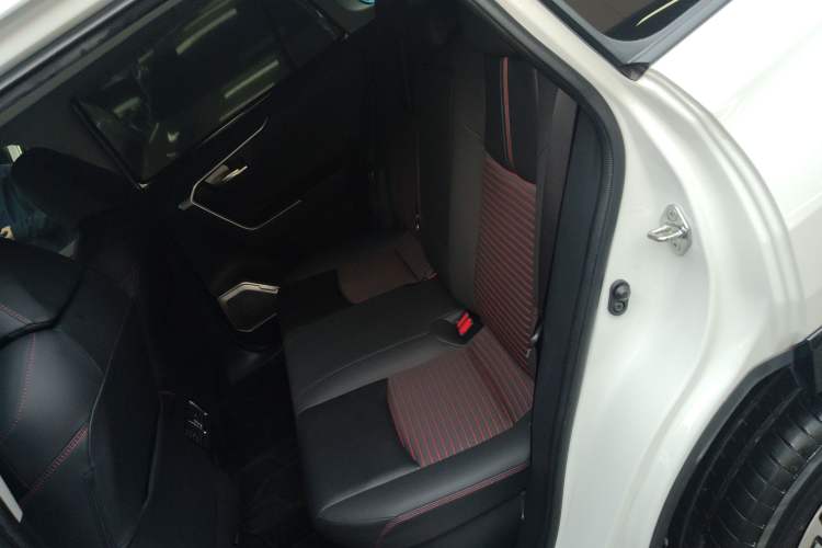 Used Toyota RAV4 Rongfang Plug-in Hybrid 2021 2.5L 4x4 Flagship Pro Left Rear Seat