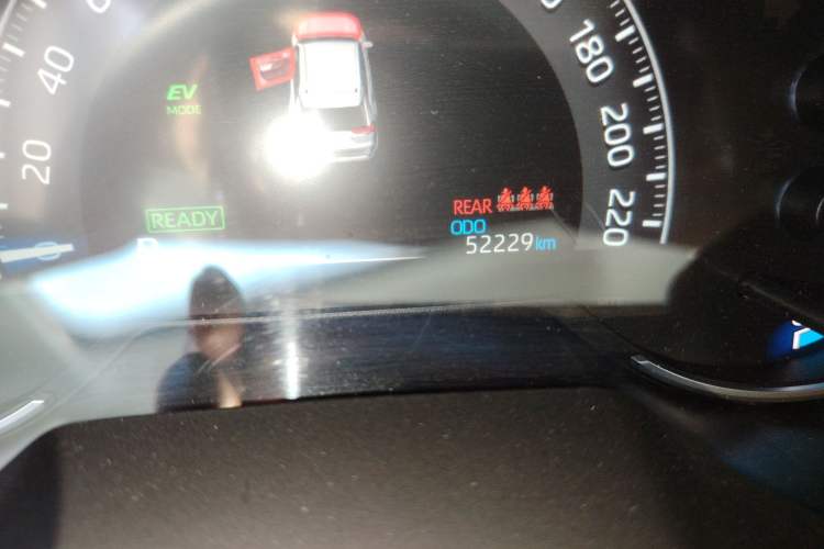 Used Toyota RAV4 Rongfang Plug-in Hybrid 2021 2.5L Two-Wheel Drive Elite Pro Odometer Close Up