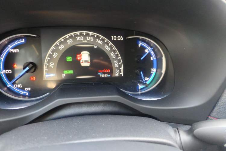 Used Toyota RAV4 Rongfang Plug-in Hybrid 2021 2.5L Two-Wheel Drive Elite Pro Odometer Close Up