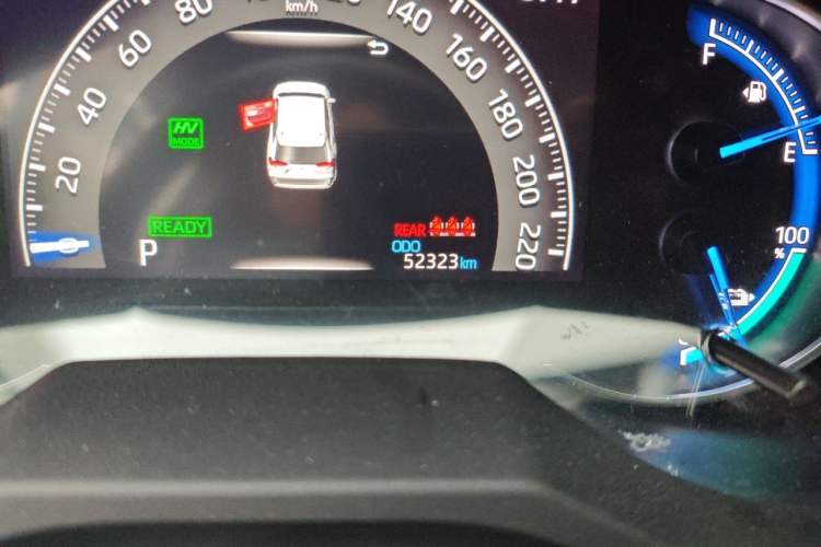 Used Toyota RAV4 Rongfang Plug-in Hybrid 2021 2.5L Two-Wheel Drive Elite Pro Odometer Close Up