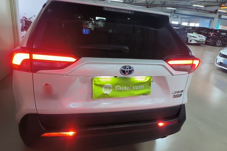 Used Toyota RAV4 Rongfang Plug-in Hybrid 2021 2.5L Two-Wheel Drive Elite Pro Rear