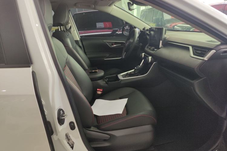 Used Toyota RAV4 Rongfang Plug-in Hybrid 2021 2.5L Two-Wheel Drive Elite Pro Right Front Seat