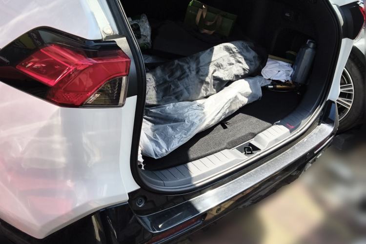 Used Toyota RAV4 Rongfang Plug-in Hybrid 2021 2.5L 4x4 Flagship Pro Trunk