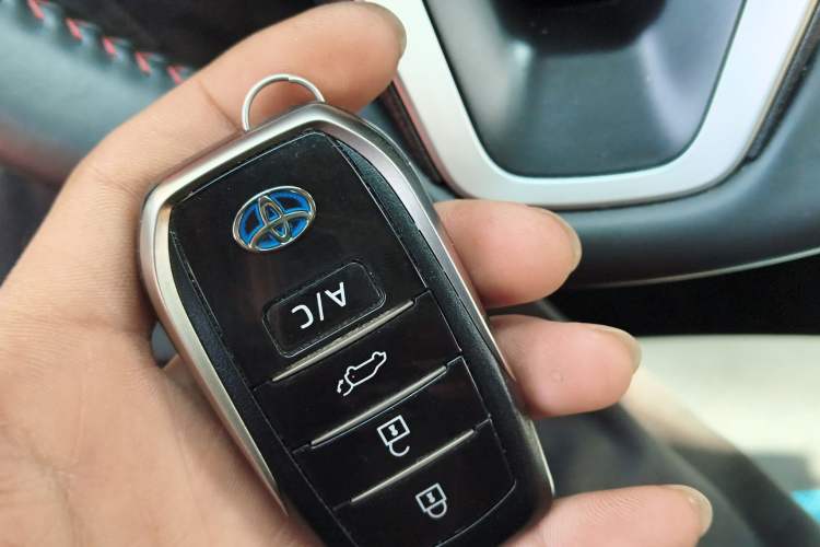 Used Toyota RAV4 Rongfang Plug-in Hybrid 2021 2.5L 4x4 Flagship Pro Vehicle Key