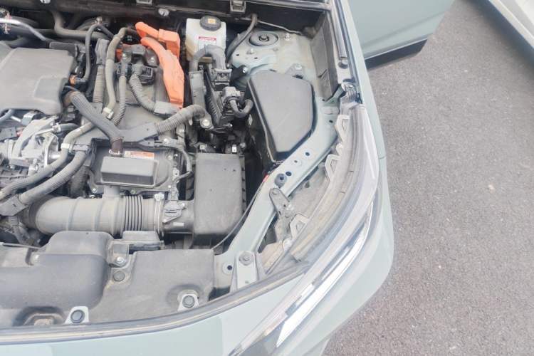 Used Toyota RAV4 Rongfang Plug-in Hybrid 2022 2.5L Four-Wheel Drive Flagship Pro Engine Bay Left