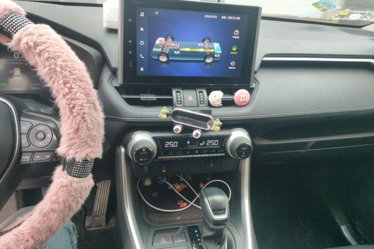 Used Toyota RAV4 Rongfang Plug-in Hybrid 2022 2.5L Four-Wheel Drive Flagship Pro Audio And AC Panel