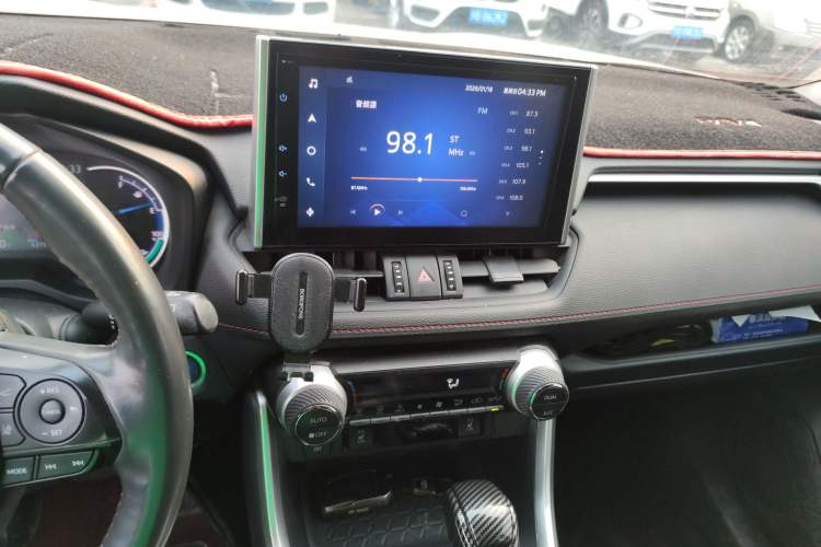 Used Toyota RAV4 Rongfang Plug-in Hybrid 2022 2.5L Two-Wheel Drive Elite Pro Audio And AC Panel