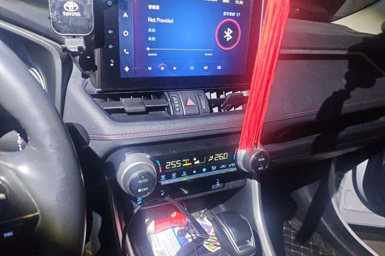 Used Toyota RAV4 Rongfang Plug-in Hybrid 2022 2.5L Two-Wheel Drive Elite Pro Audio And AC Panel