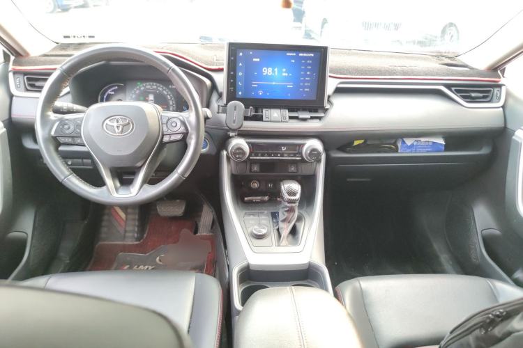 Used Toyota RAV4 Rongfang Plug-in Hybrid 2022 2.5L Two-Wheel Drive Elite Pro Center Console