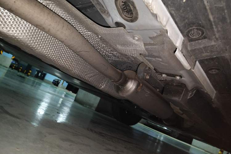 Used Toyota RAV4 Rongfang Plug-in Hybrid 2022 2.5L Two-Wheel Drive Elite Pro Chassis Rear Right