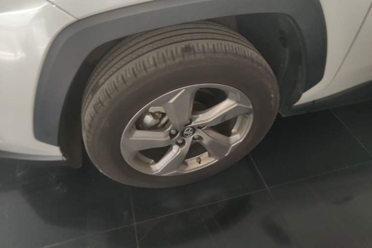 Used Toyota RAV4 Rongfang Plug-in Hybrid 2022 2.5L Two-Wheel Drive Elite Pro Exterior 7