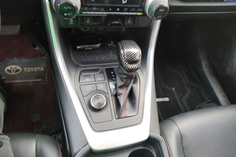 Used Toyota RAV4 Rongfang Plug-in Hybrid 2022 2.5L Two-Wheel Drive Elite Pro Gear Lever