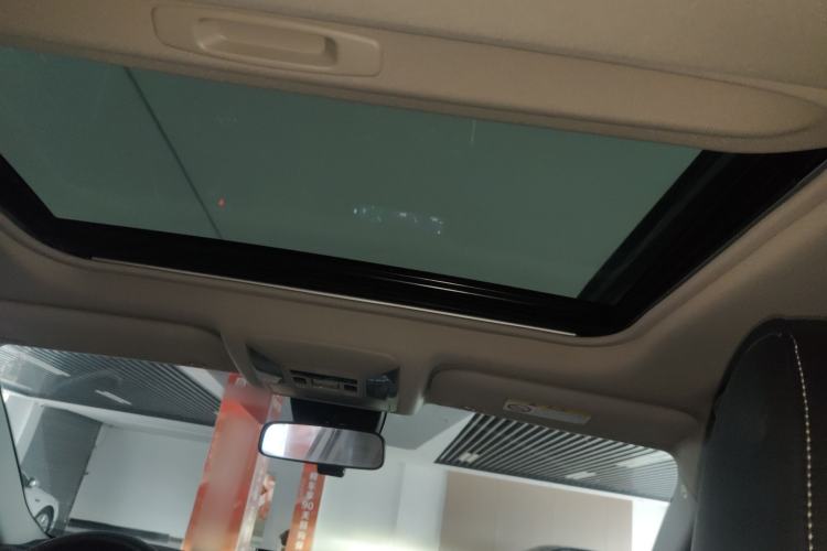 Used Toyota RAV4 Rongfang Plug-in Hybrid 2022 2.5L Two-Wheel Drive Elite Pro Headliner