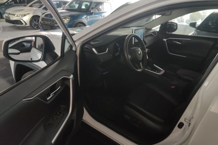 Used Toyota RAV4 Rongfang Plug-in Hybrid 2022 2.5L Two-Wheel Drive Elite Pro Interior 3