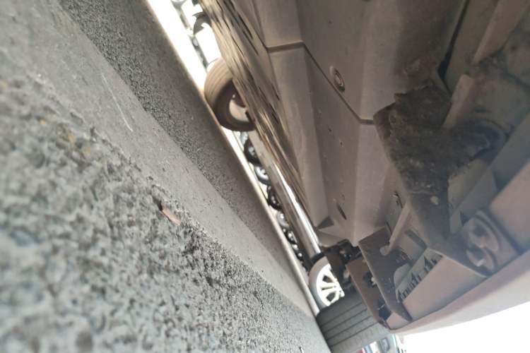 Used Toyota RAV4 Rongfang Plug-in Hybrid 2022 2.5L Two-Wheel Drive Elite Pro Left Side Sill