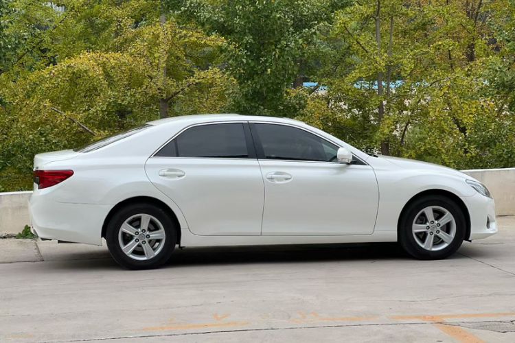 Used Toyota Reiz 2013 2.5V Elite Edition Exterior 3