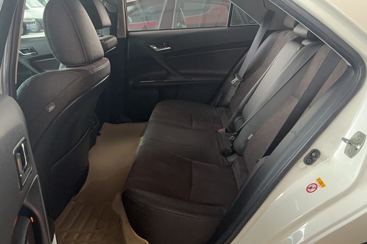 Used Toyota Reiz 2013 2.5V Shangrui Edition Interior 1