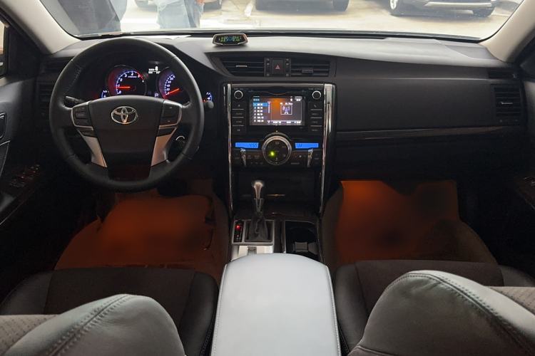 Used Toyota Reiz 2013 2.5V Shangrui Edition Interior 3