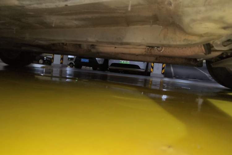 Used Toyota Reiz 2006 2.5S Chassis Front Right