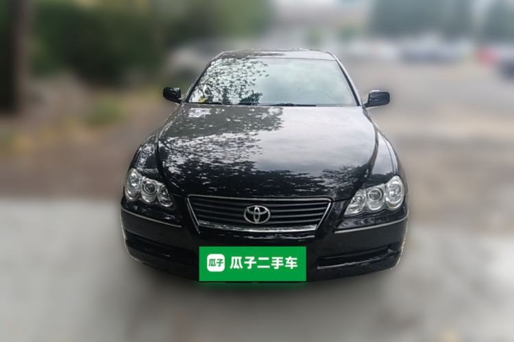 Used Toyota Reiz  Front