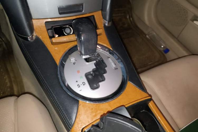 Used Toyota Reiz 2006 2.5S Gear Lever